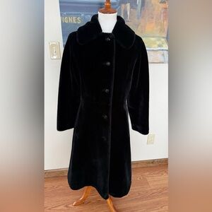 Vintage black faux fur coat size small